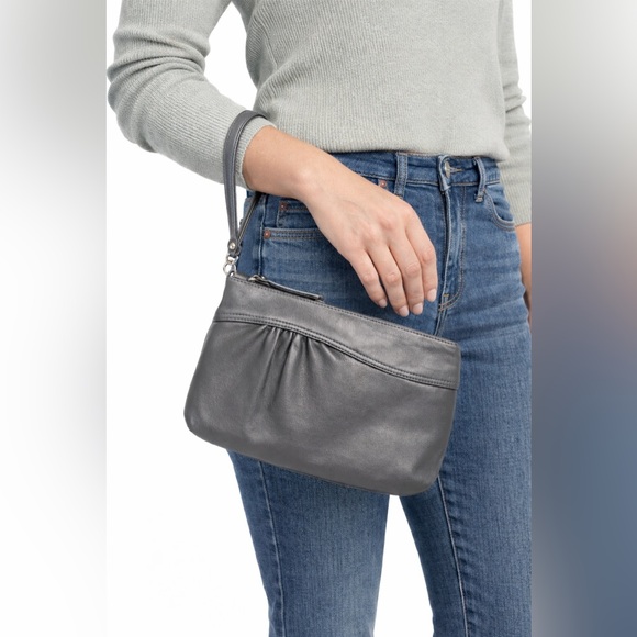 Handbags - Leather clutch wristlet NWT